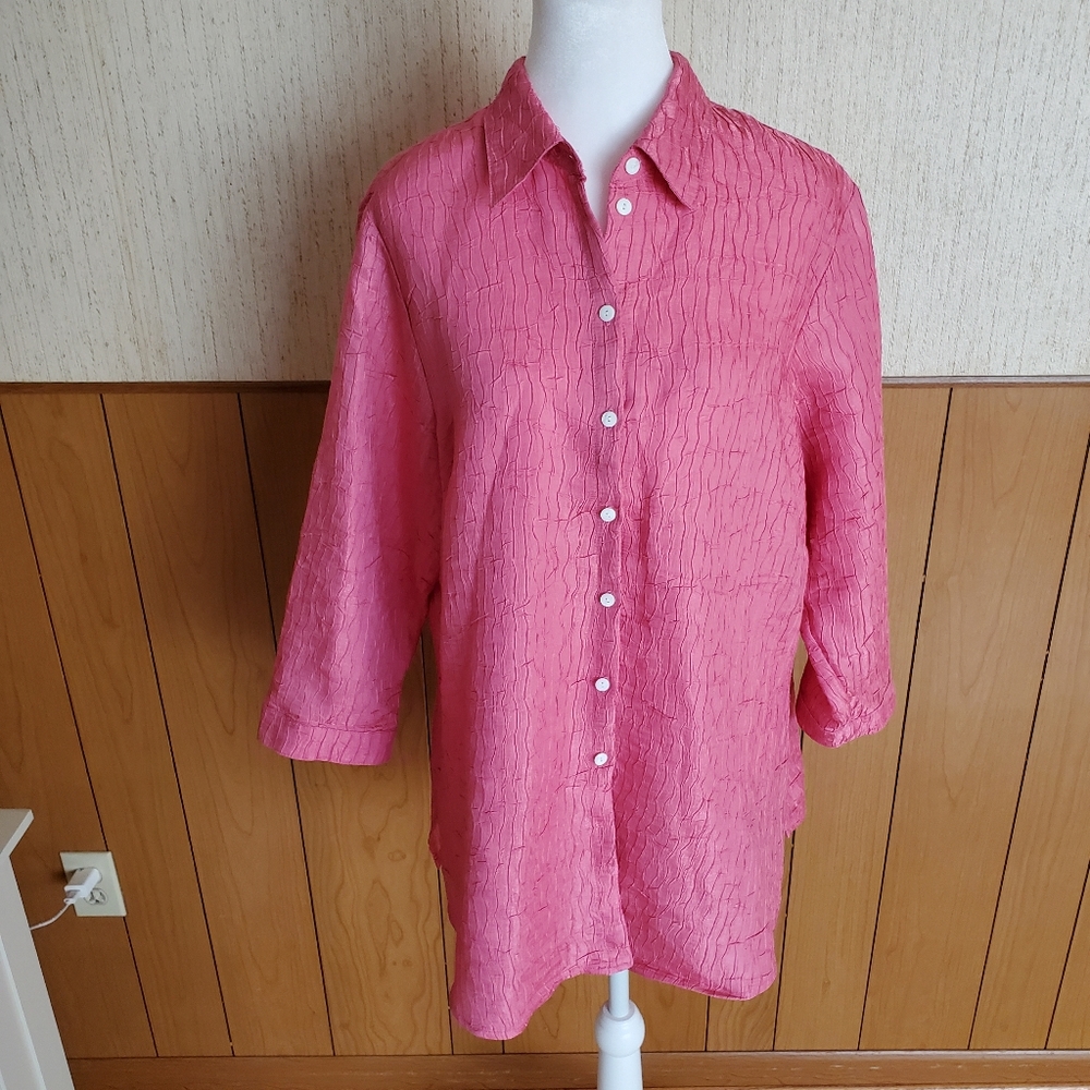 Allison Daley 3/4-sleeve button-up blouse in a vibrant pink/magenta shade! 16w